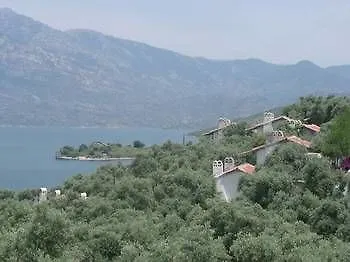 Hotel Silva Oliva Lake Bafa Ξενοδοχείο *